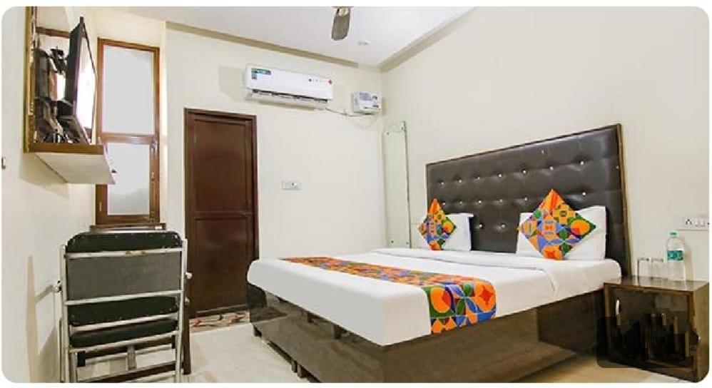 Hotel Kb Square Near Chandigarh Railway Station Chandīgarh Exterior foto