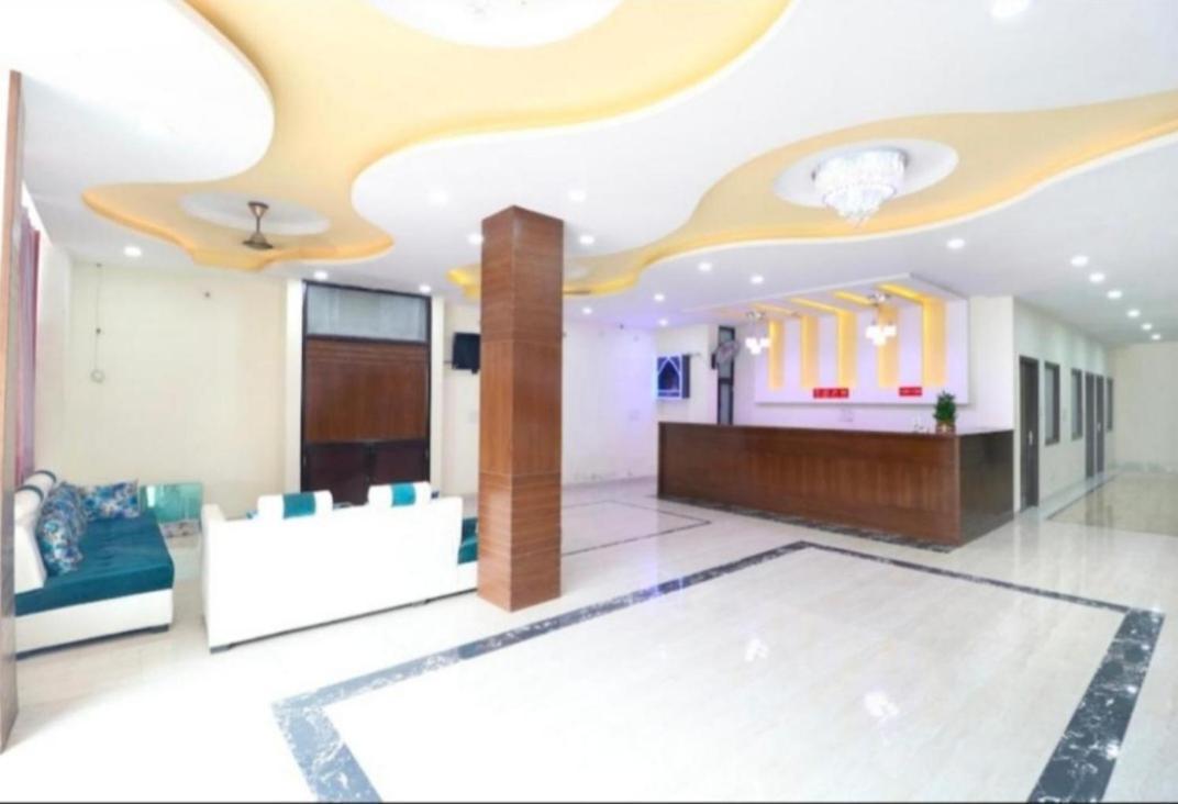 Hotel Kb Square Near Chandigarh Railway Station Chandīgarh Exterior foto